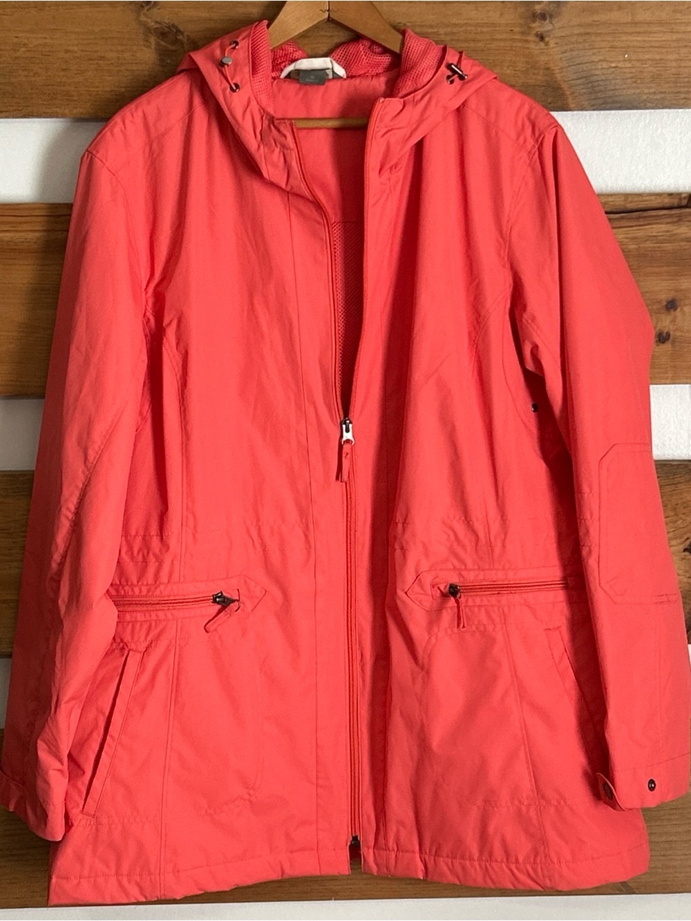 Natural Reflections Solid Coral Pink Hooded Rain/Wind Coat Silvertone Accents XL